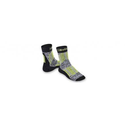 BETA 074270002 - Chaussettes maxi sneaker avec inserts de protection et respirantes sur la zone du tibia et du cou-de-pied.