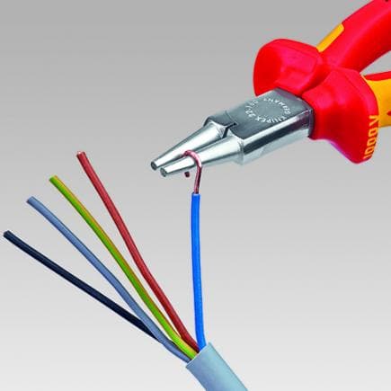 KNIPEX 22 06 160 - Pince à bec rond chromée, poignées isolées revêtues d'un matériau bi-composant, certifiées VDE