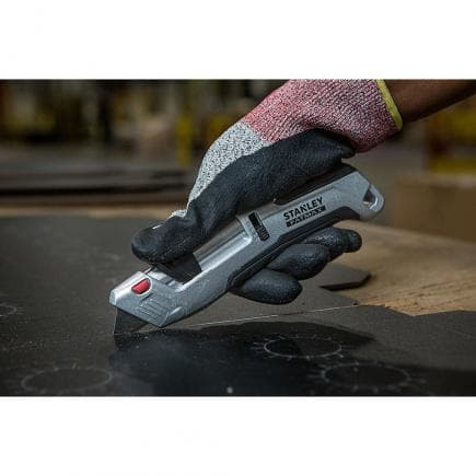 STANLEY FMHT10367-0 - Couteau de sécurité métallique Fatmax® avec curseur à trois côtés